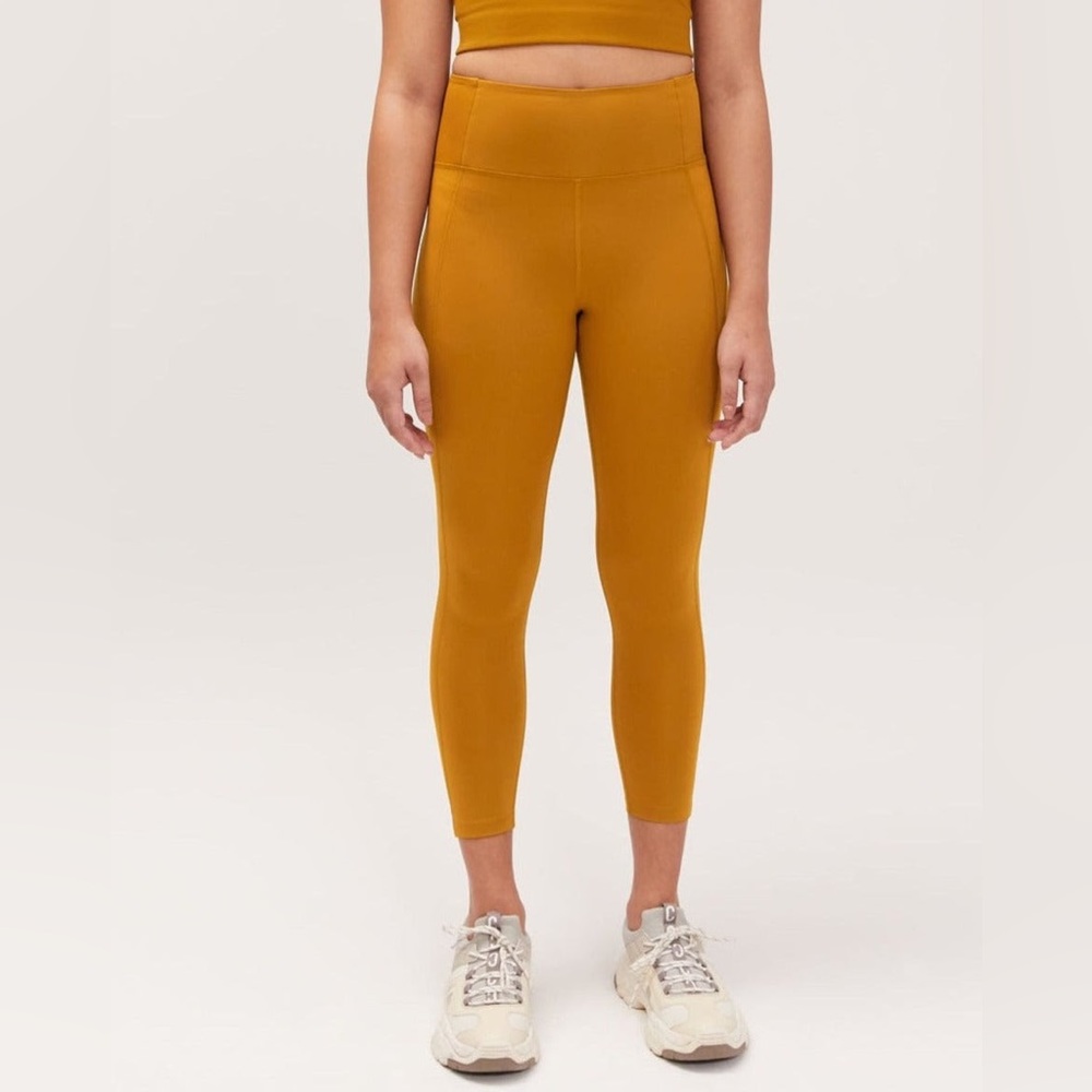 Compressive High-Rise Leggings | Girlfriend Collective
Size Medium Mustard Color